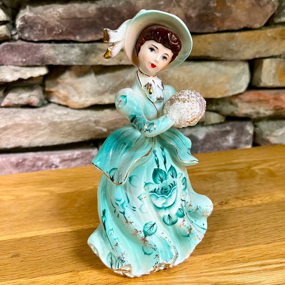 VTG 50s Lady Muff Lipper & Mann Japan Figurine Victorian Hand-painted Green